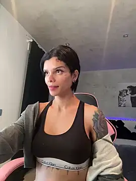 Snapshot of Rosariolovex chatting on February 21, 11:44 am Rosariolovex online show from February 21, 11:44 am