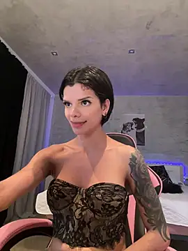 Snapshot of Rosariolovex chatting on March 18, 5:01 pm Rosariolovex online show from March 18, 5:01 pm