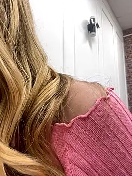 LanaSparks online show from November 1, 4:52 am