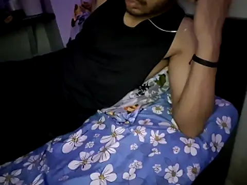 hot hunk boy online show from October 24, 2:27 pm