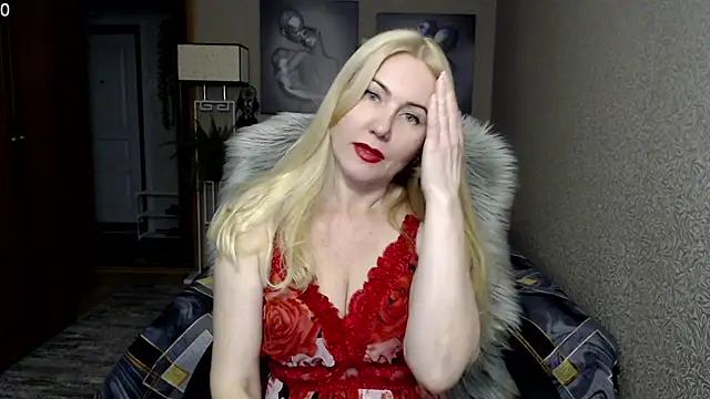 Snapshot of _Mire11a69 chatting on February 4, 2:10 pm Mire11a69 online show from February 4, 2:10 pm