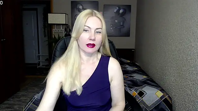 Snapshot of _Mire11a69 chatting on February 19, 2:01 pm Mire11a69 online show from February 19, 2:01 pm