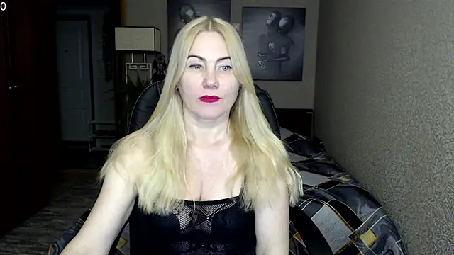 Snapshot of _Mire11a69 chatting on February 24, 2:58 pm Mire11a69 online show from February 24, 2:58 pm