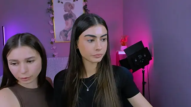 Snapshot of flora_ri chatting on October 8, 12:28 pm flora ri online show from October 8, 12:28 pm