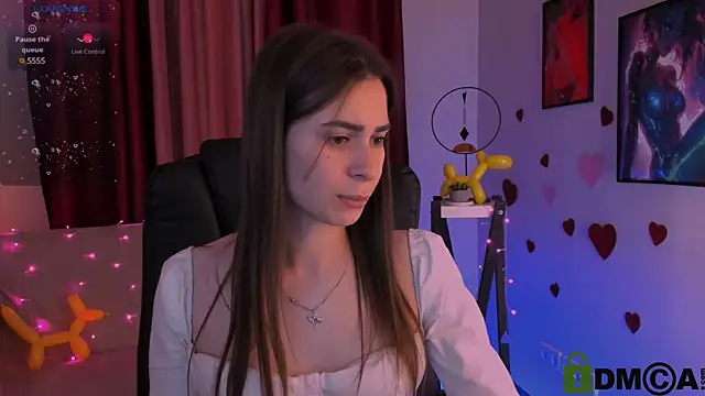 Snapshot of flora_ri chatting on February 14, 9:32 pm flora ri online show from February 14, 9:32 pm