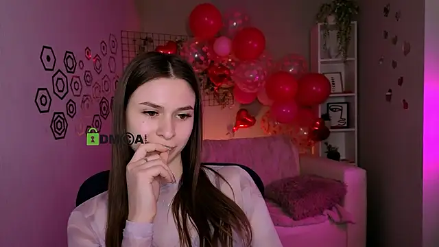 Snapshot of flora_ri chatting on February 11, 2:39 pm flora ri online show from February 11, 2:39 pm