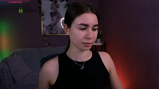 Snapshot of flora_ri chatting on January 14, 10:19 am flora ri online show from January 14, 10:19 am