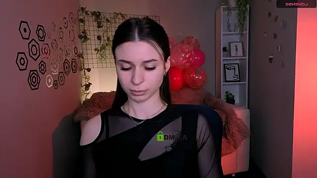 Snapshot of flora_ri chatting on February 24, 10:49 am flora ri online show from February 24, 10:49 am