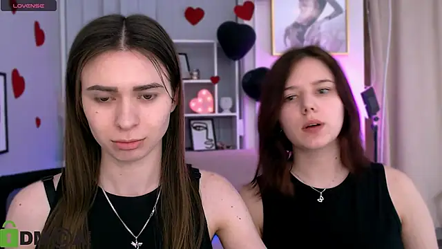 Snapshot of flora_ri chatting on February 20, 5:09 pm flora ri online show from February 20, 5:09 pm