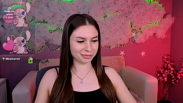 flora ri online show from April 8, 1:12 pm