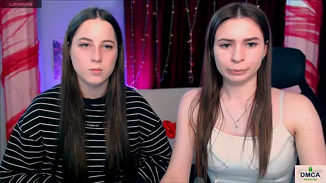 Snapshot of flora_ri chatting on March 12, 11:10 am flora ri online show from March 12, 11:10 am