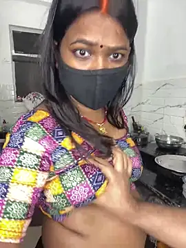 Snapshot of YourSuperTanya chatting on December 13, 8:04 pm YourSuperTanya online show from December 13, 8:04 pm