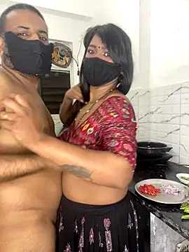 Snapshot of YourSuperTanya chatting on December 5, 10:14 am YourSuperTanya online show from December 5, 10:14 am