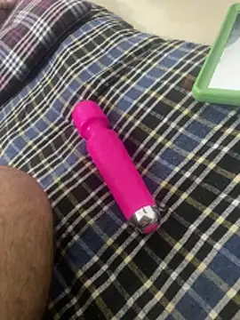 YourSuperTanya online show from December 17, 8:03 pm