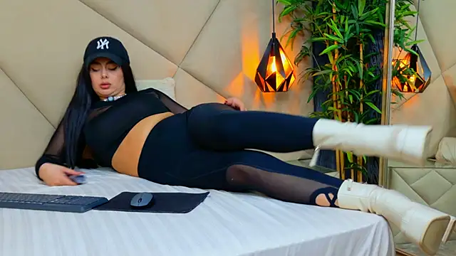 ChloeFrost online show from March 27, 8:26 am