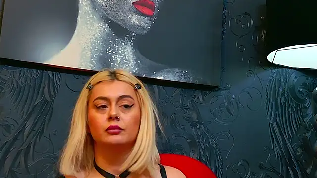 ChloeFrost online show from February 26, 5:35 am