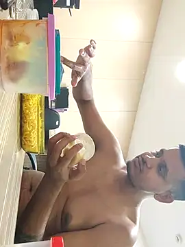 Snapshot of xx54362 chatting on March 5, 5:50 pm xx54362 online show from March 5, 5:50 pm