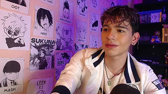 Snapshot of Mickey_Magic chatting on March 6, 7:47 am Mickey Magic online show from March 6, 7:47 am