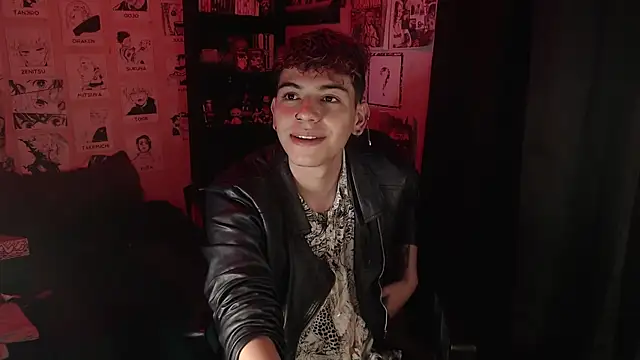 Snapshot of Mickey_Magic chatting on March 20, 9:04 am Mickey Magic online show from March 20, 9:04 am