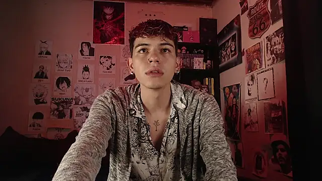 Snapshot of Mickey_Magic chatting on March 20, 5:57 am Mickey Magic online show from March 20, 5:57 am