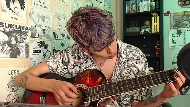 Snapshot of Mickey_Magic chatting on March 3, 2:28 pm Mickey Magic online show from March 3, 2:28 pm