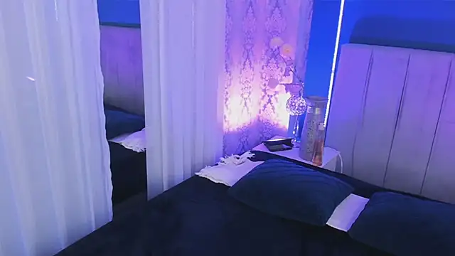 JeanneSabatier online show from November 21, 8:19 pm