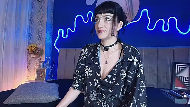 JeanneSabatier online show from March 11, 8:03 pm