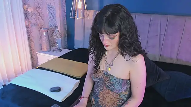 JeanneSabatier online show from October 9, 7:47 pm