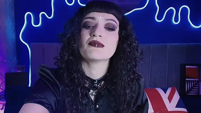 Snapshot of JeanneSabatier chatting on June 19, 7:30 pm JeanneSabatier online show from June 19, 7:30 pm