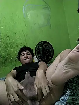passivofoggozo69 online show from September 14, 10:04 am