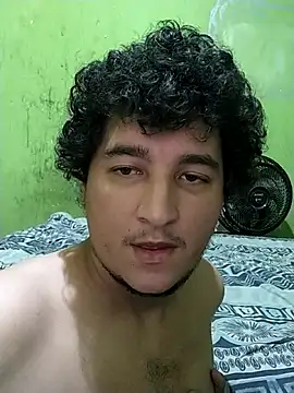 passivofoggozo69 online show from October 9, 3:18 am