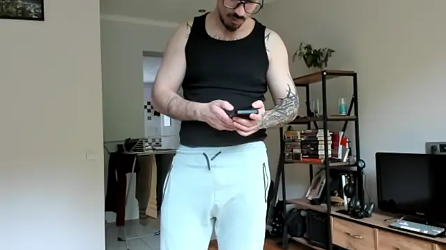 AssHunter4k online show from May 16, 10:36 am