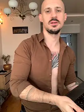 AssHunter4k online show from November 18, 9:23 am