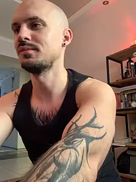 AssHunter4k online show from November 26, 8:47 am