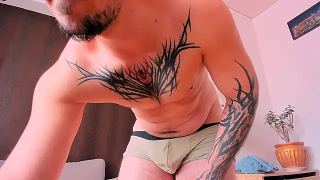 AssHunter4k online show from October 21, 8:36 am