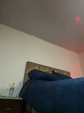 Miia Jazmin online show from October 24, 1:54 pm