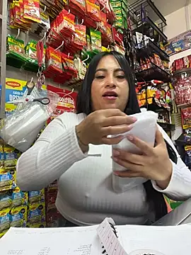 Miia Jazmin online show from November 28, 8:09 pm