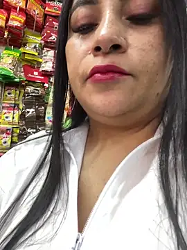 Miia Jazmin online show from September 29, 8:25 pm