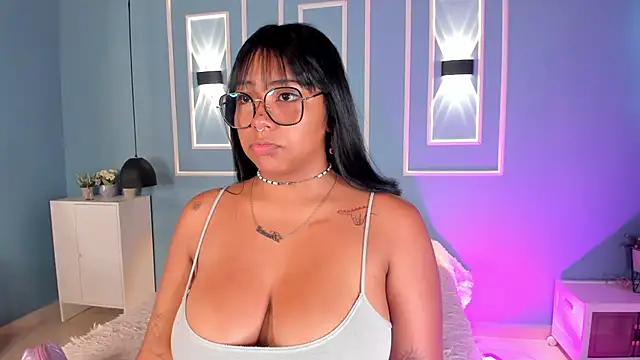 isabella zc online show from July 1, 11:54 am