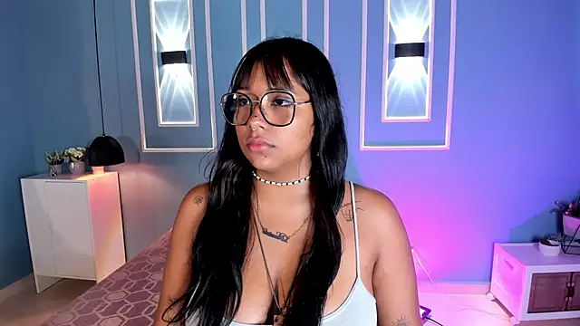 isabella zc online show from June 12, 11:41 am