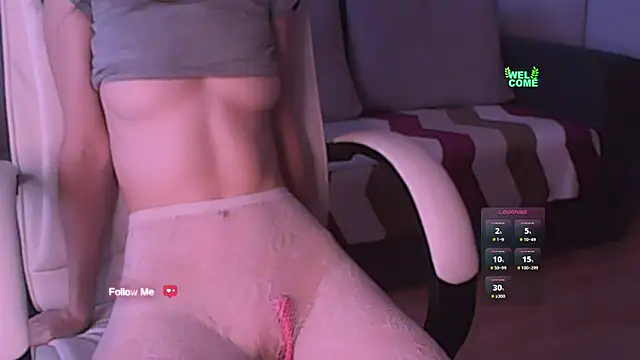 Snapshot of ur_sweet_berry chatting on September 25, 6:52 am ur sweet berry online show from September 25, 6:52 am