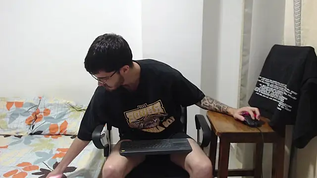 Aleex Miller online show from November 5, 2:47 am