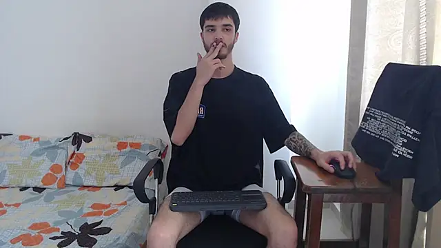 Aleex Miller online show from November 4, 2:43 pm