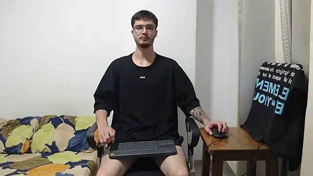 Aleex Miller online show from October 16, 1:25 am