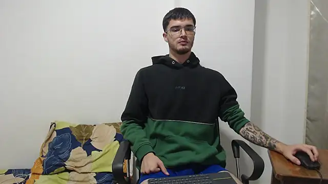 Aleex Miller online show from October 8, 7:43 am