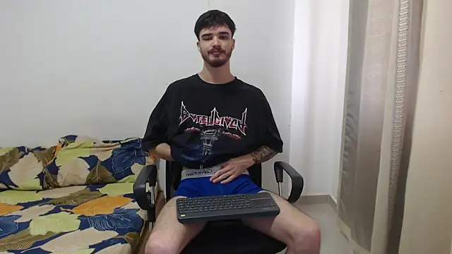 Aleex Miller online show from December 3, 11:53 am