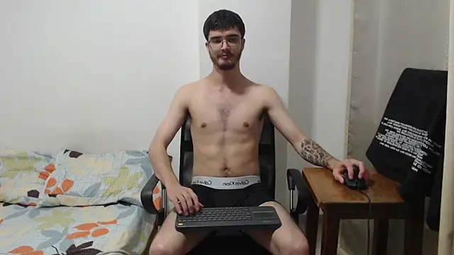 Aleex Miller online show from November 8, 4:05 am