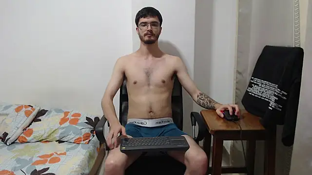 Aleex Miller online show from November 7, 3:44 am