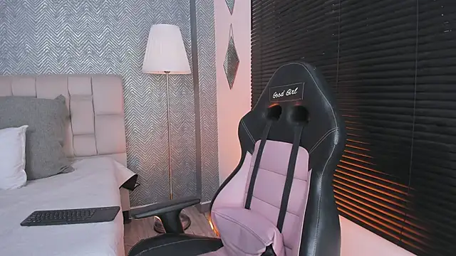 ah mara  online show from January 9, 11:39 am