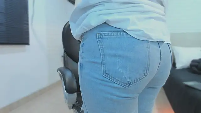 ah mara  online show from January 12, 11:39 am